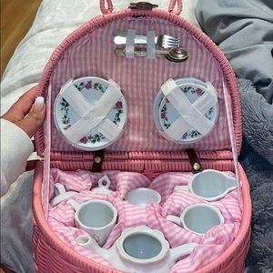 Porcelain teacup set brand new but no tag